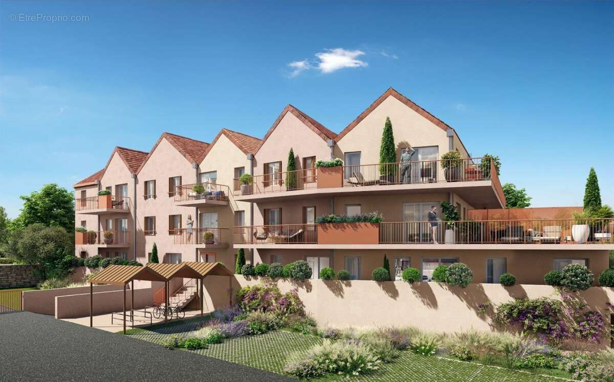 Appartement à PLOMBIERES-LES-DIJON