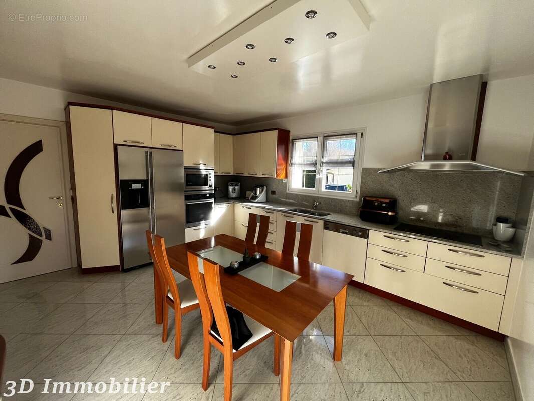 Maison à VEIGY-FONCENEX