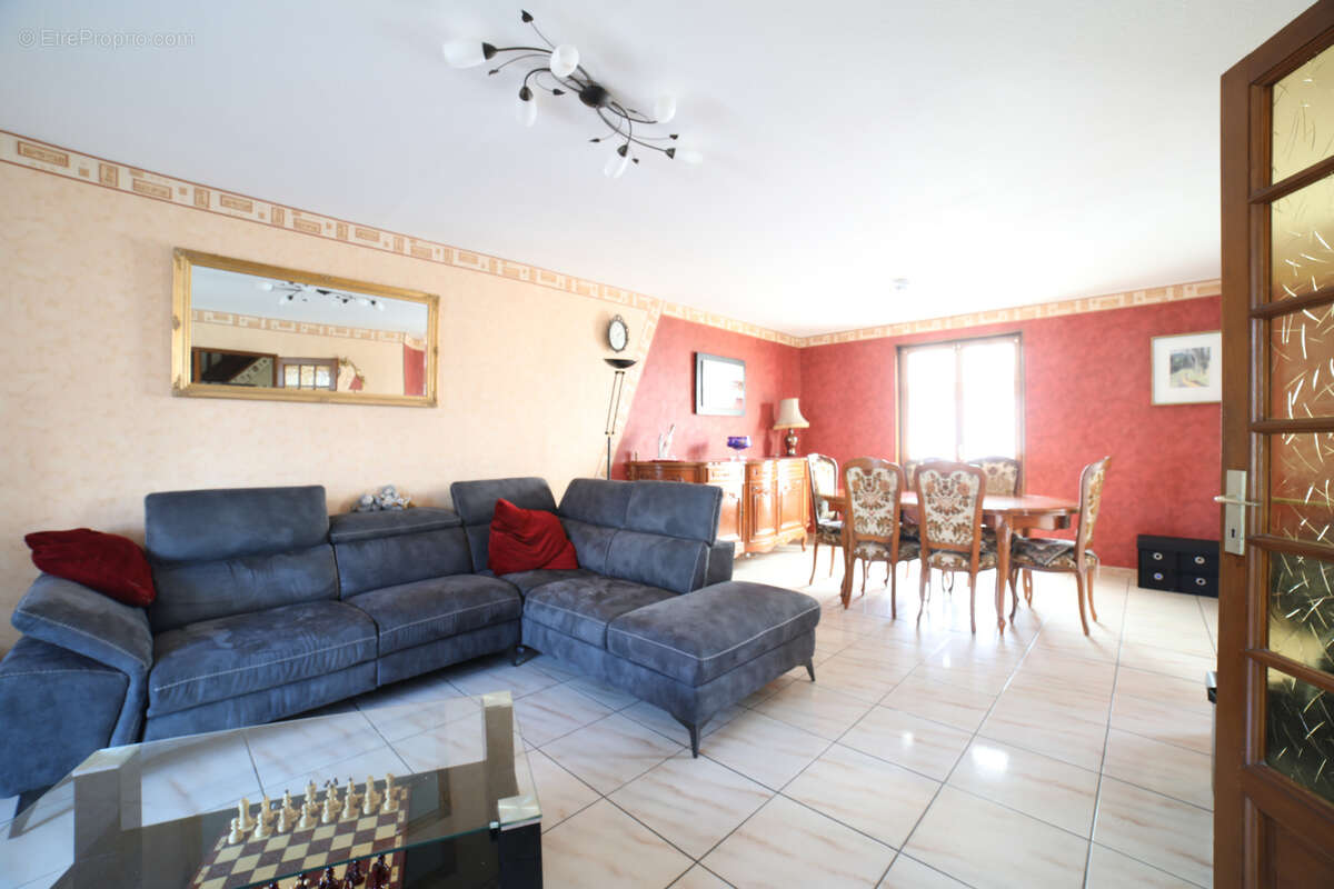 Maison à PORCELETTE