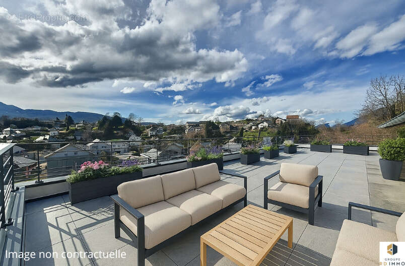 Appartement à SAINT-JEOIRE-PRIEURE