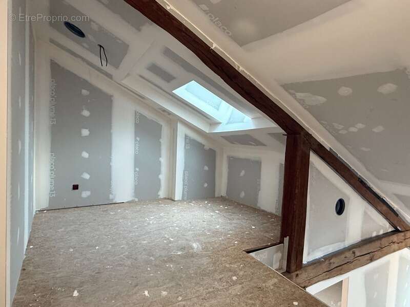 Appartement à PARAY-LE-MONIAL