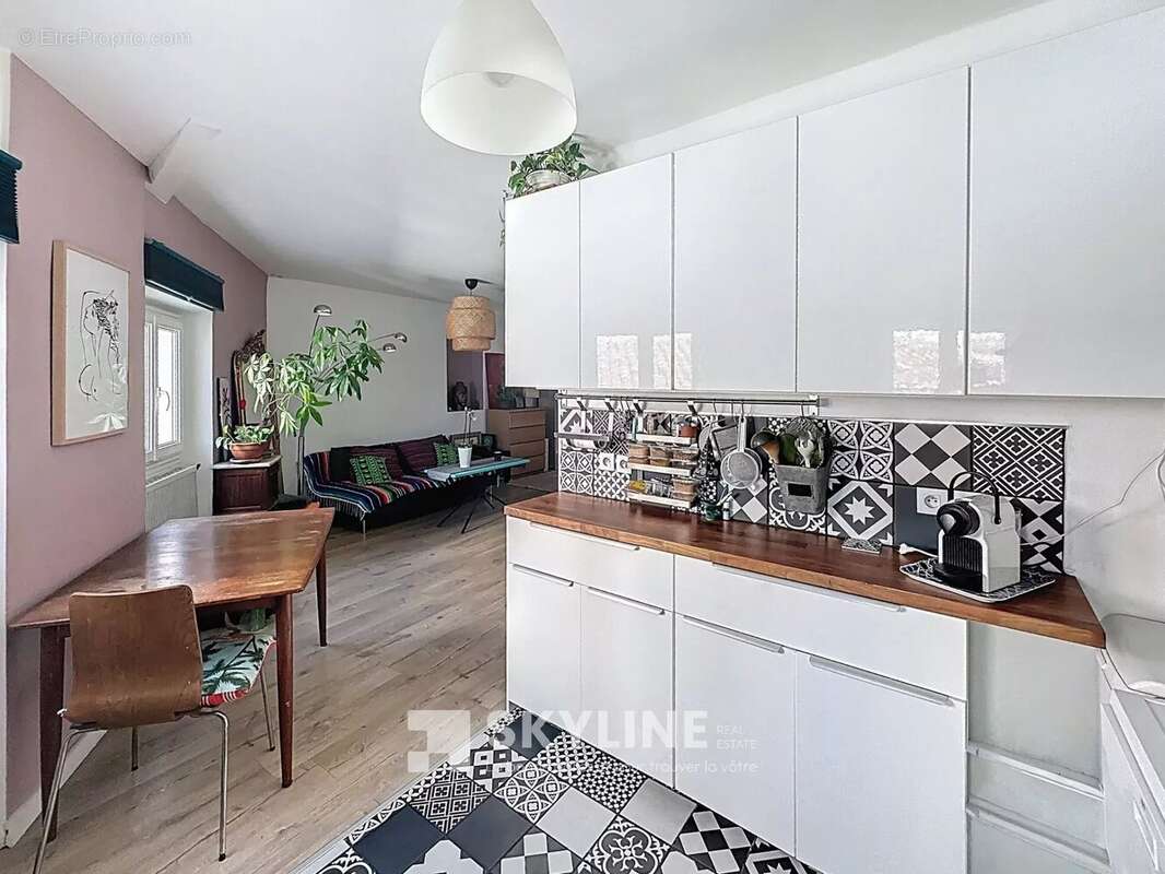 Appartement à MARSEILLE-6E