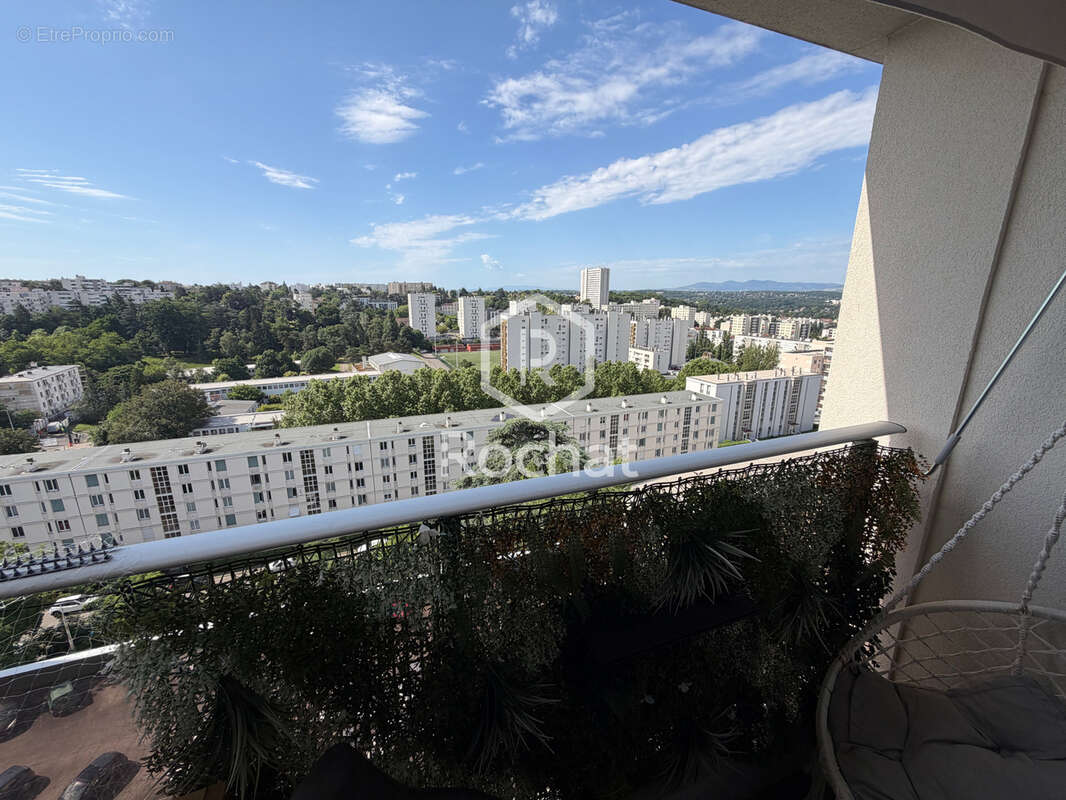Appartement à LYON-5E