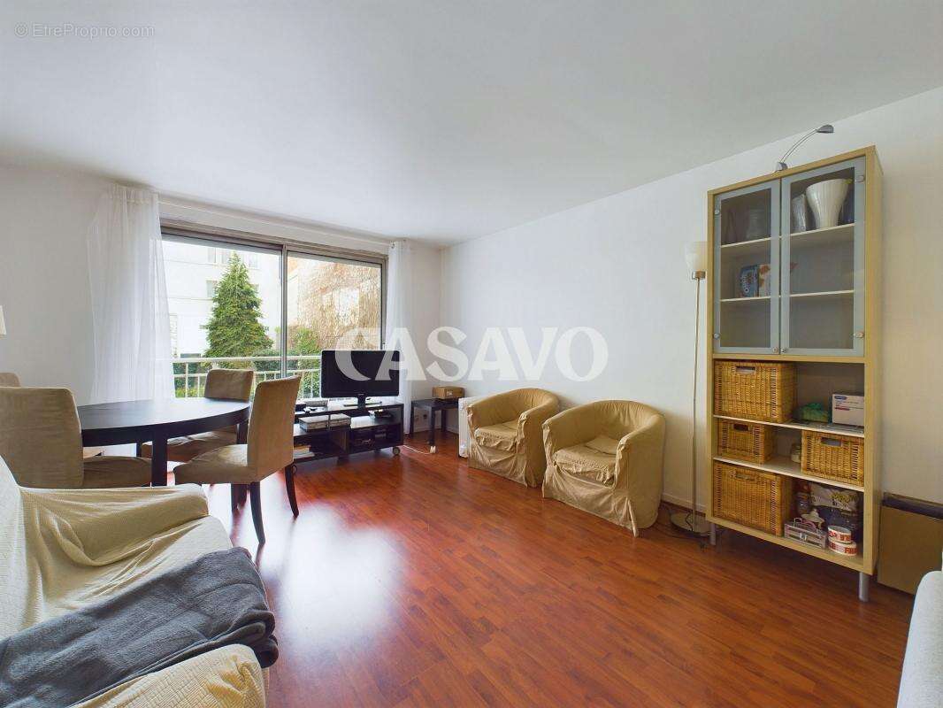 Appartement à PARIS-20E