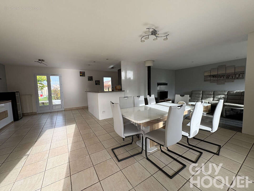 Maison à OUZOUER-LE-MARCHE