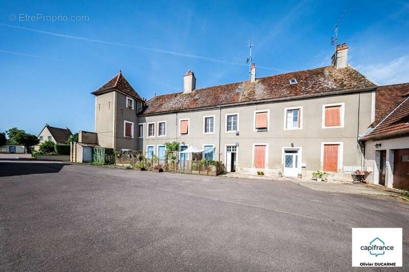 Appartement à vendre 5 pièces ARNAY LE DUC (21) de 94 m² avec garage, place de parking et grand grenier - photo 2
