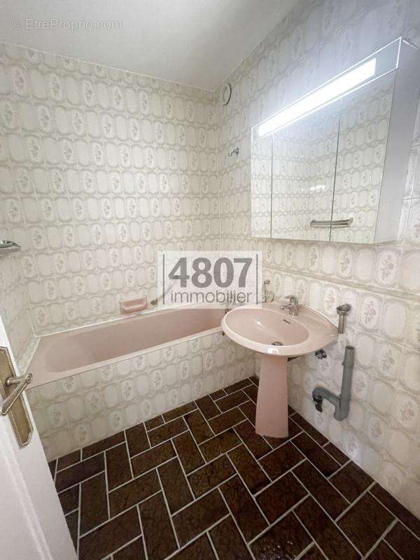 Appartement 85 m² à Gaillard  - photo 11