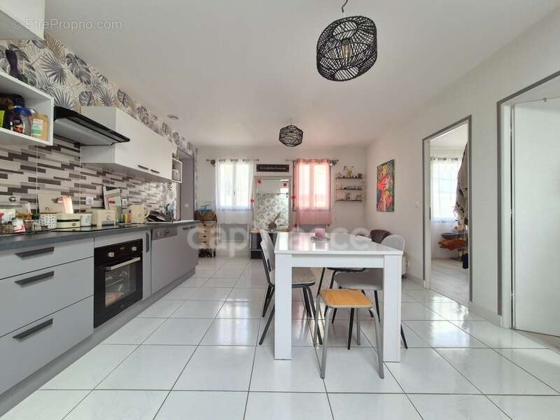 Maison à vendre 5 pièces ROYAN (17) - Centre ville - photo 4