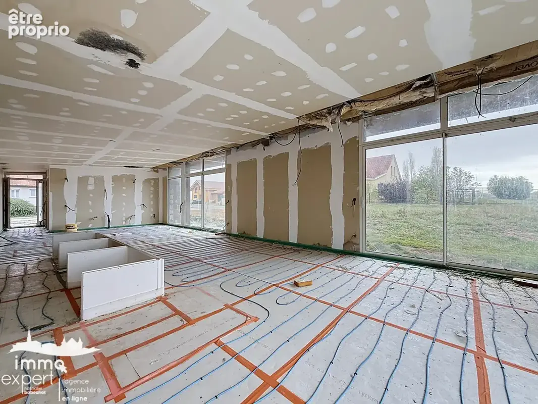 Maison à terminer   un beau potentiel à révéler ! - photo 3