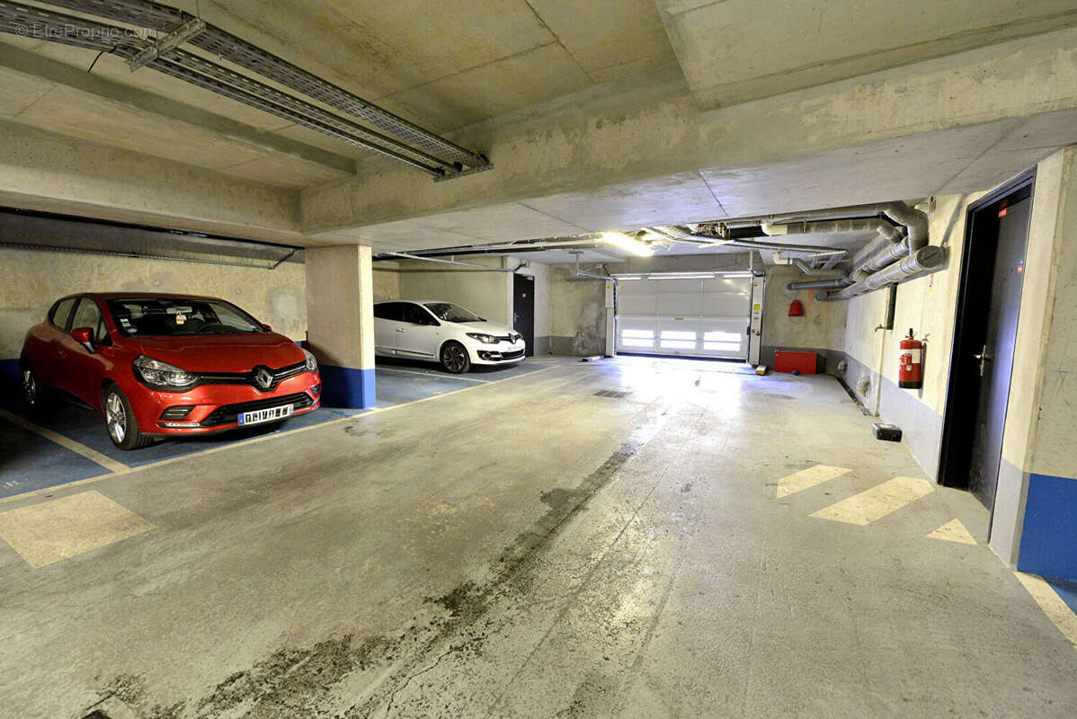 Appartement de 2019 + balcons + parking securise - photo 9