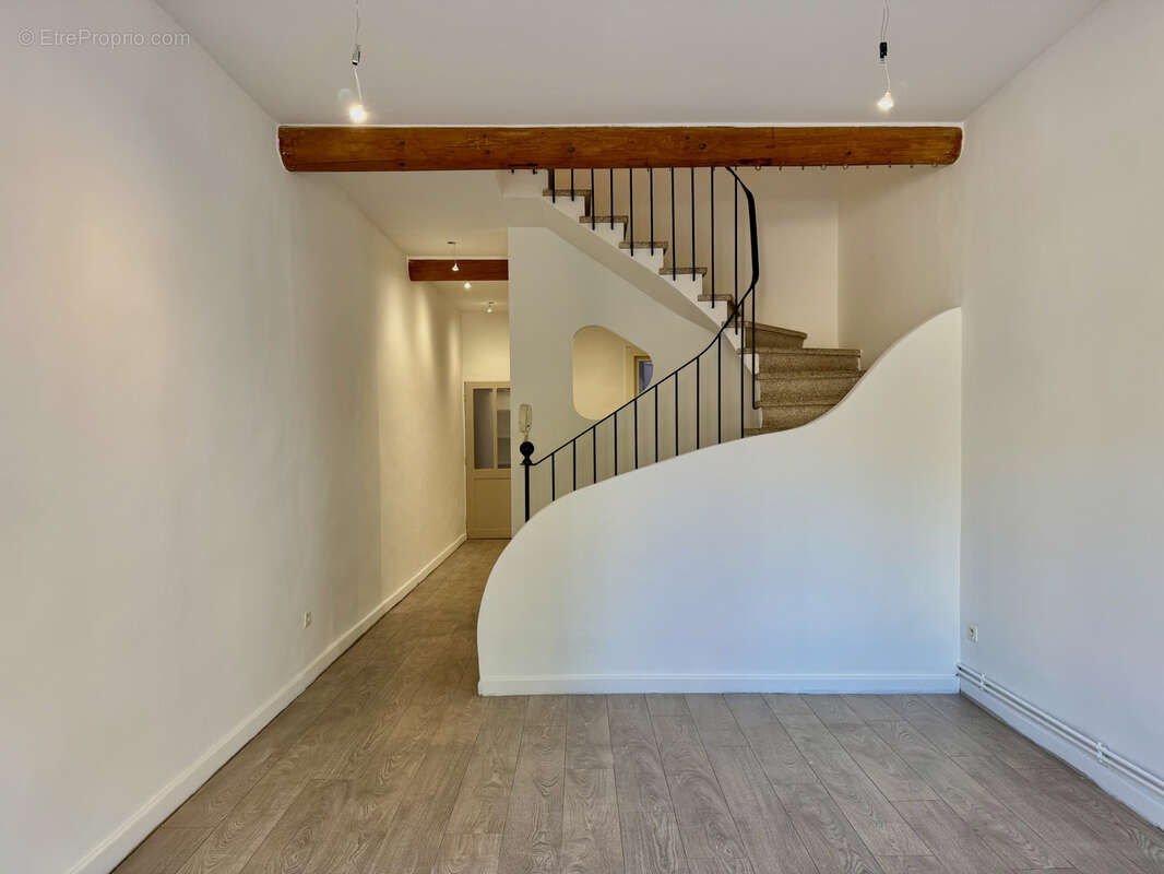 Appartement à VAISON-LA-ROMAINE