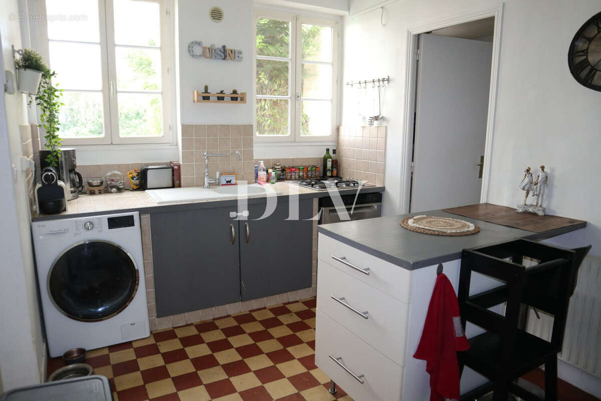 Appartement 150 m² à Avon  - photo 2