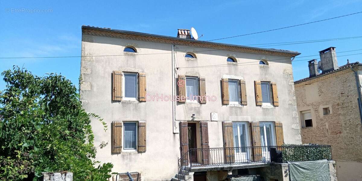 Maison à CAMIRAN