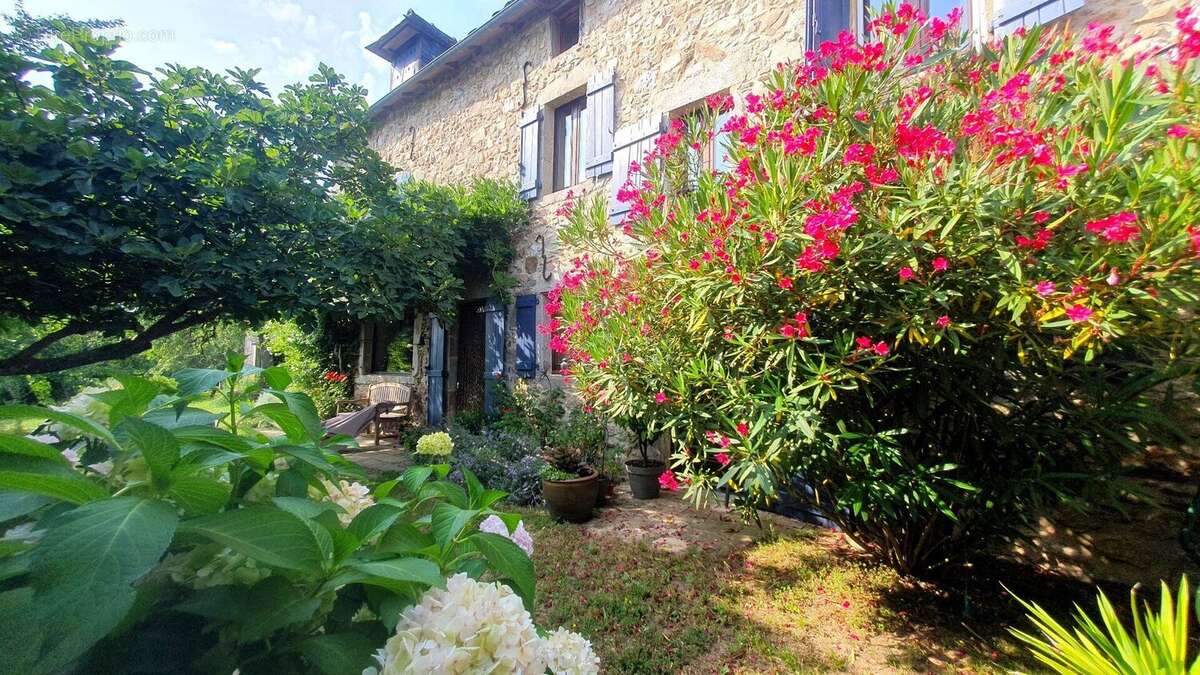 Ensemble de charme avec gîte. - photo 16