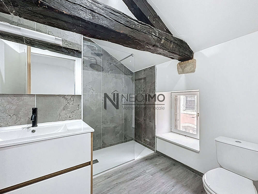 Appartement à NEUFCHATEAU