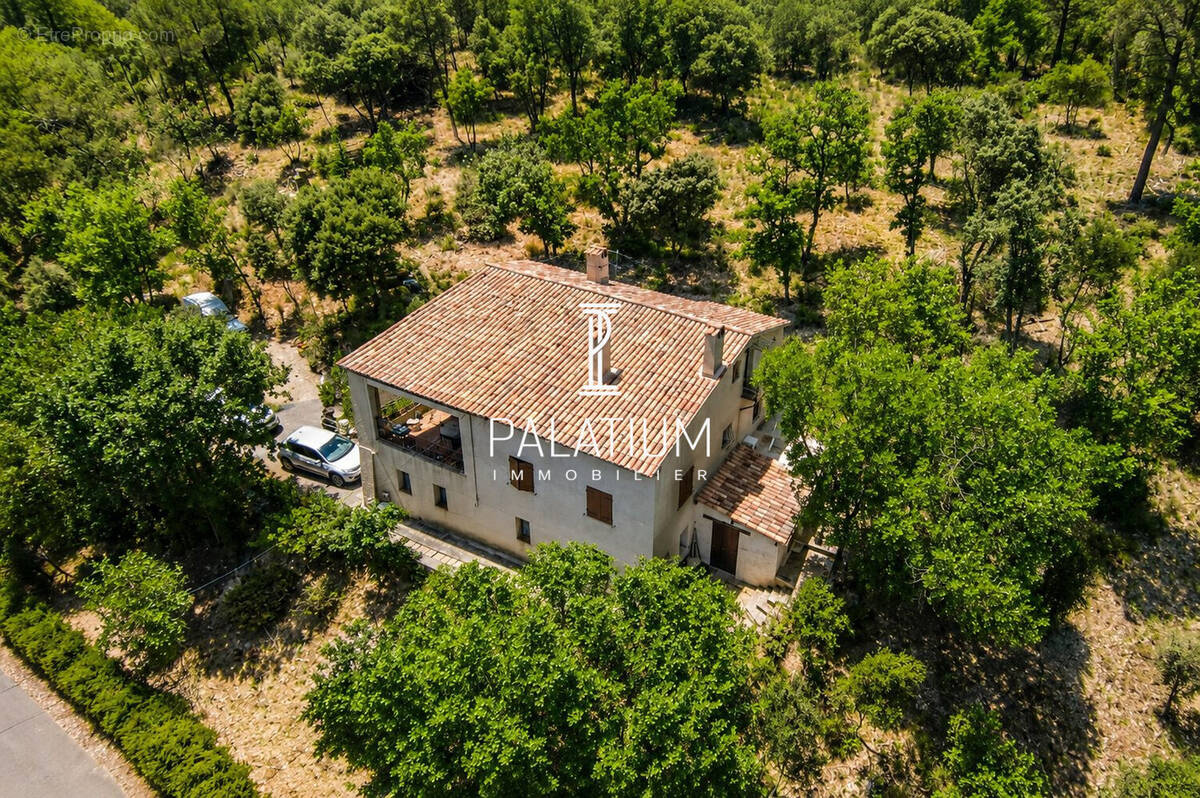 Maison à ESPARRON-DE-VERDON