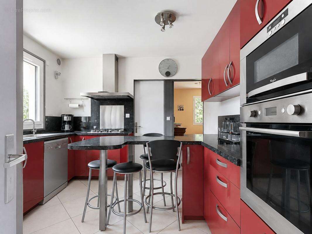 Maison à vendre 7 pièces – 4 chambres – L'Isle Adam - photo 2