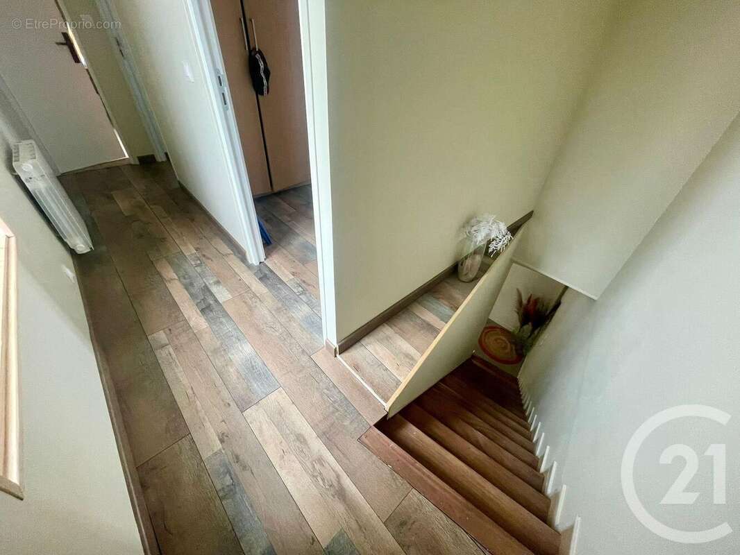 Maison à NANTOUILLET