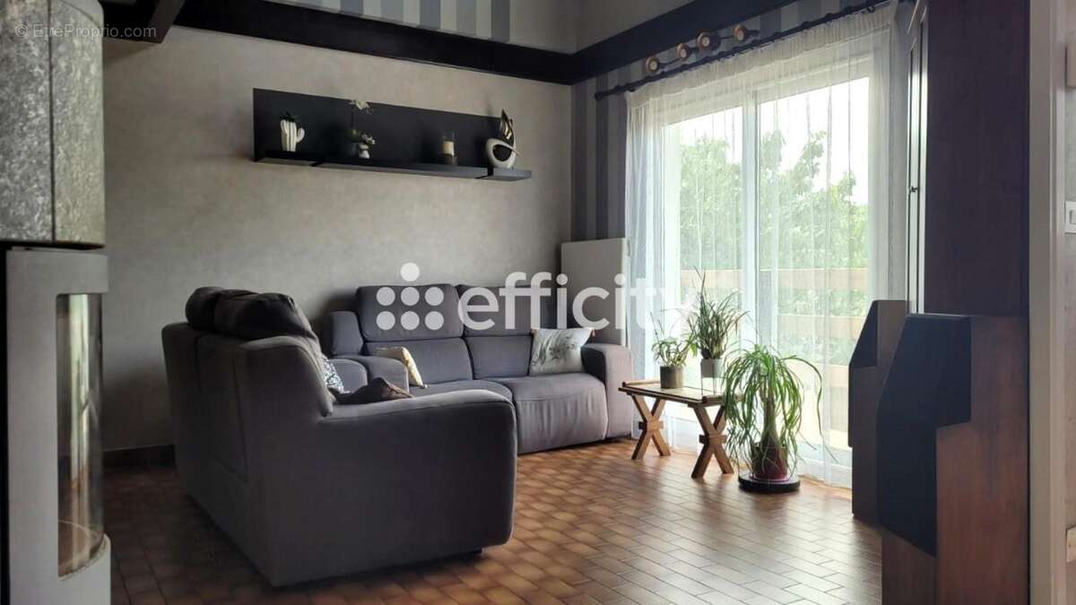 Maison à CIVRIEUX-D'AZERGUES