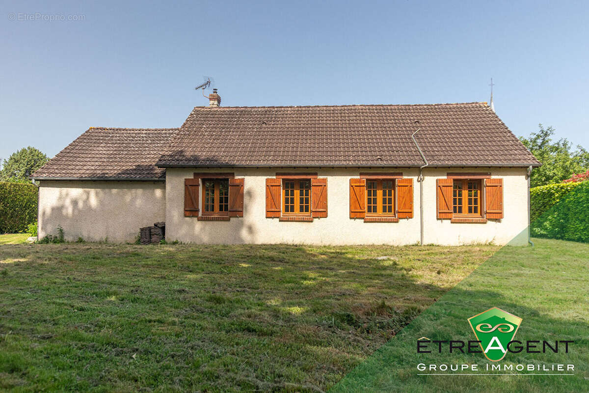 Maison SAINTE-MARTHE - 108 m² - 3 chambres - photo 3