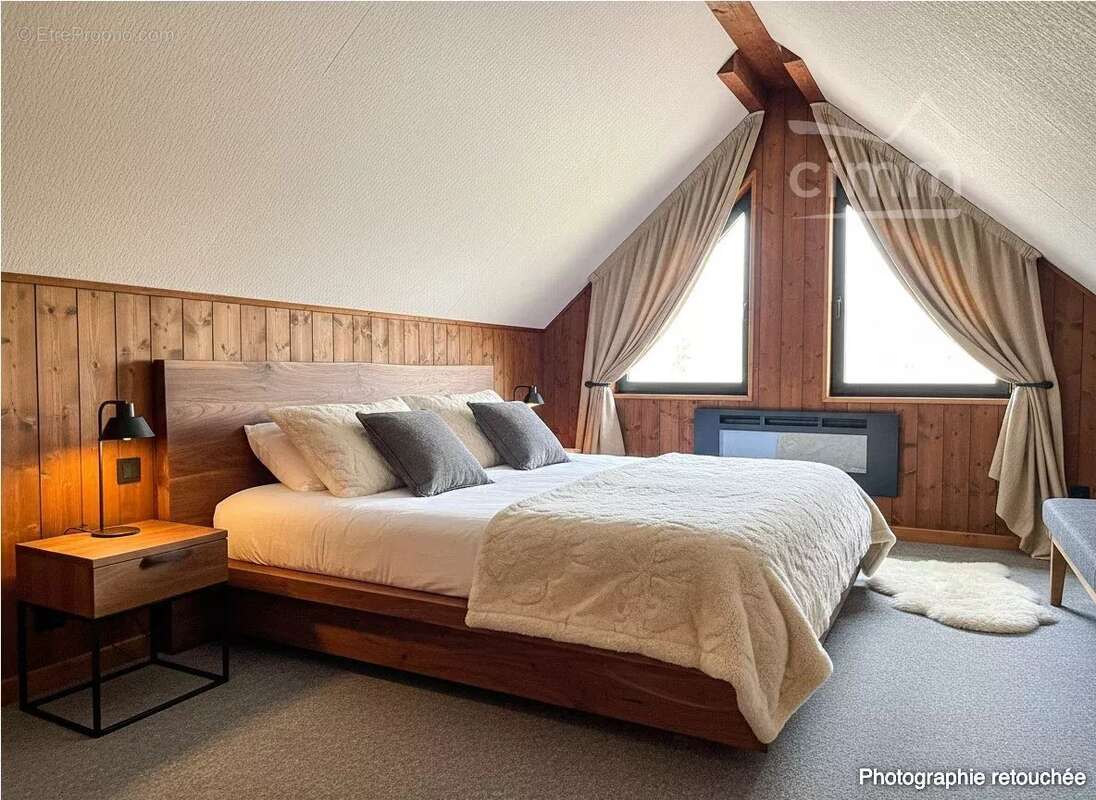 Maison individuelle rénovée en 1995 - Très belle Vue sur Belledonne - Au Calme - 8 chambres - Grand sous-sol - photo 8