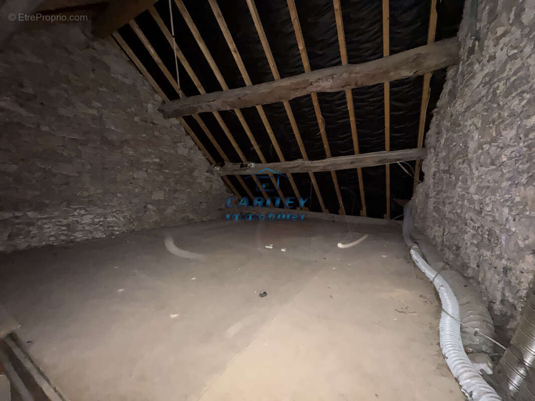 Appartement à ROUGEMONT