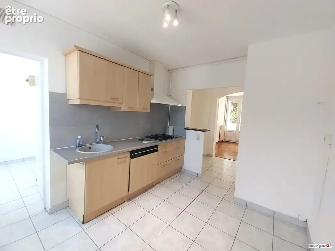 Appartement 72 m² à Saint-Martin-D'heres  - photo 6