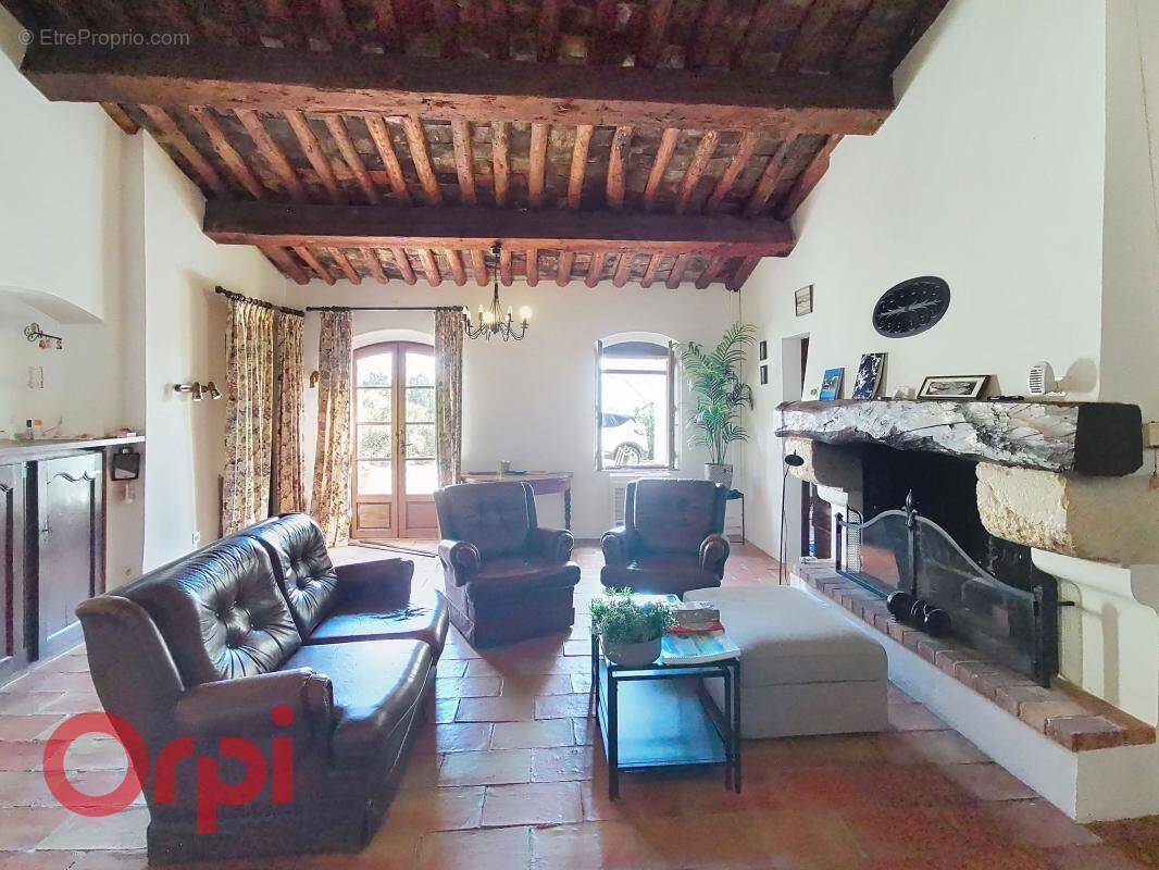 Maison à LA CADIERE-D'AZUR