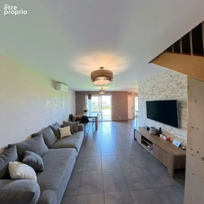 Maison récente de 2013 avec 4 chambres et jardin — Charvieu-Chavagneux (38230) - photo 5