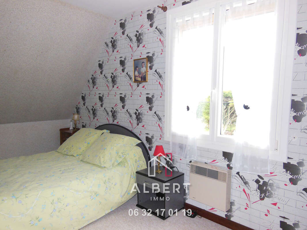 Maison à NOYANT-LA-PLAINE