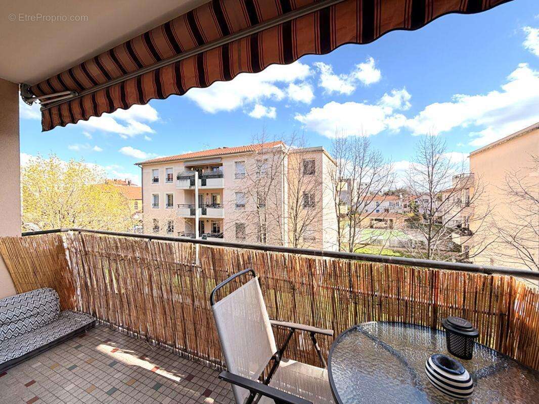 Appartement à LYON-8E