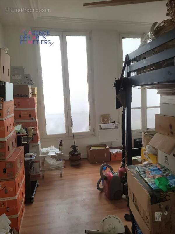 Commerce à PARIS-3E