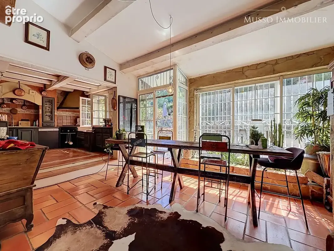 Maison 5 pièces 184 m² à vendre à Marseille-11e (13011) - photo 9