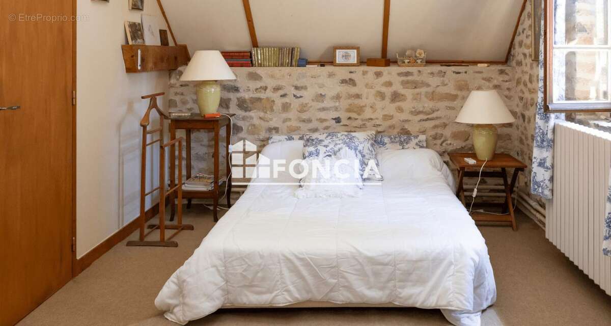 Propriété composée de deux habitations sur plus de 7000m2 - photo 4