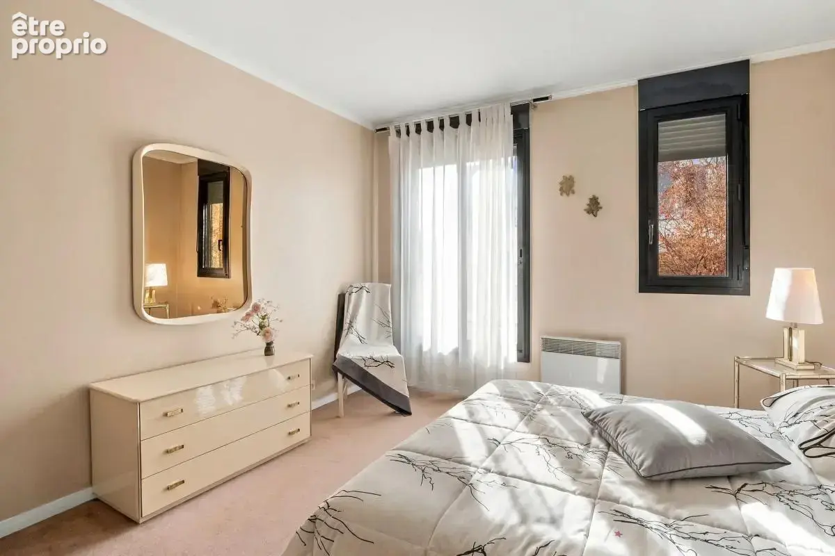 Appartement de 5 pièces de 112 m² à Saint-Maurice - photo 6