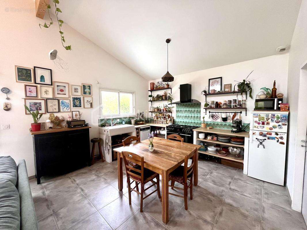 Maison à GRAYAN-ET-L'HOPITAL