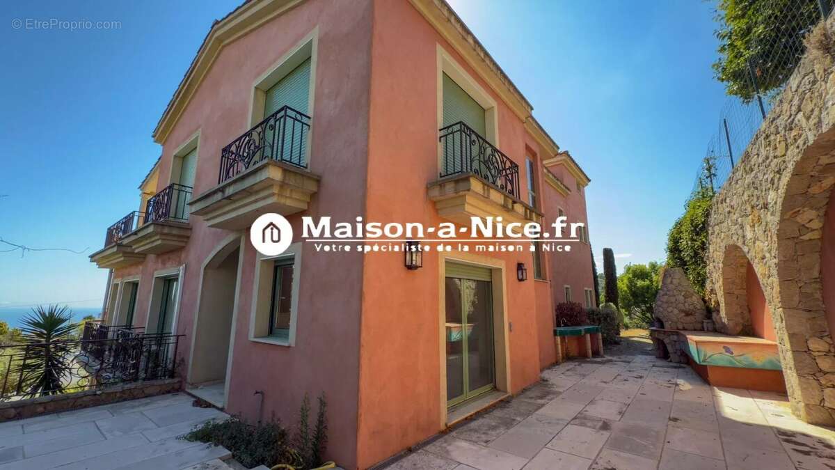 Maison à LA TURBIE