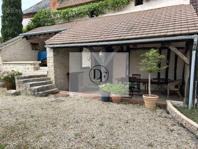Maison à SAINT-LOUP-DES-VIGNES