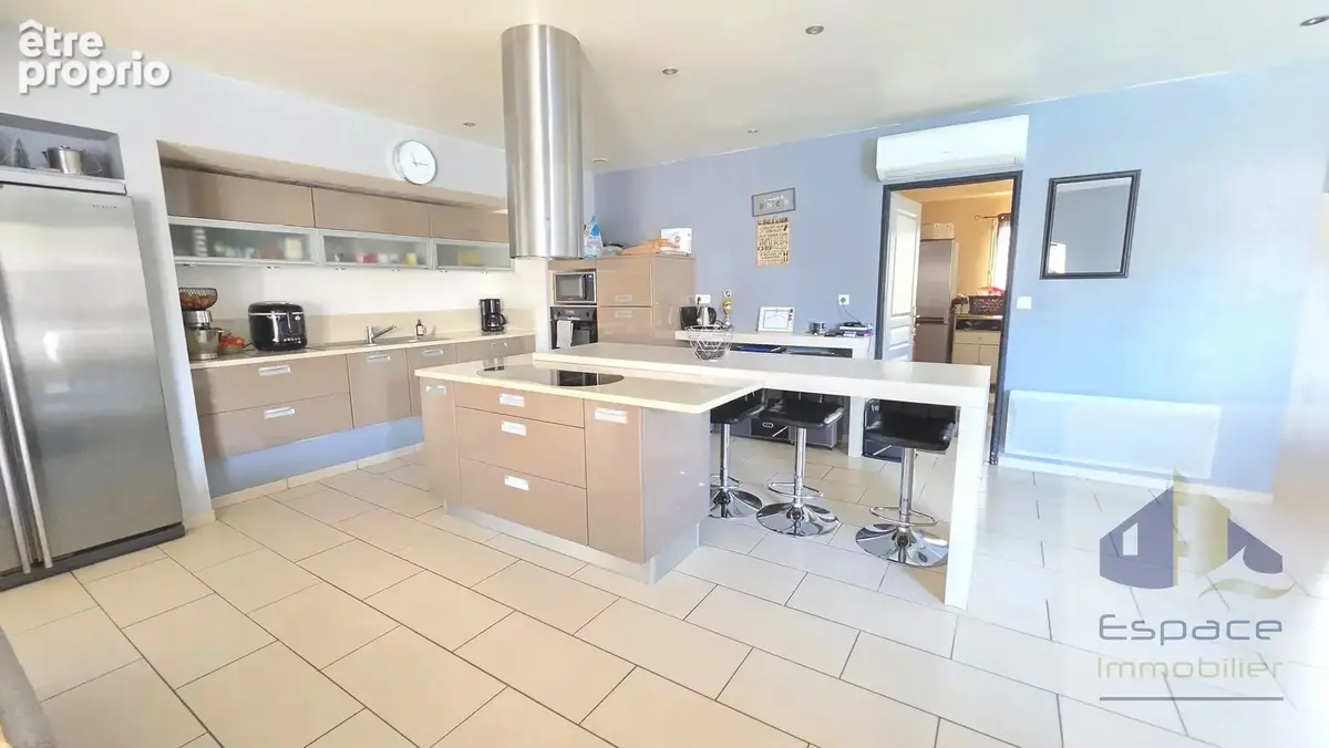 Maison de 140m² à 3KM d'Aigrefeuille d'Aunis - photo 3