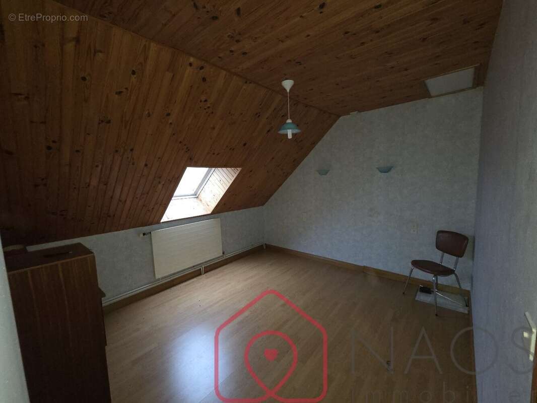 Maison à PONT-MELVEZ