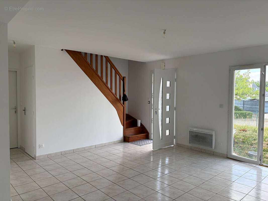 A vendre Plumelin, maison 3 chambres, terrain d'environ 660m² - photo 6