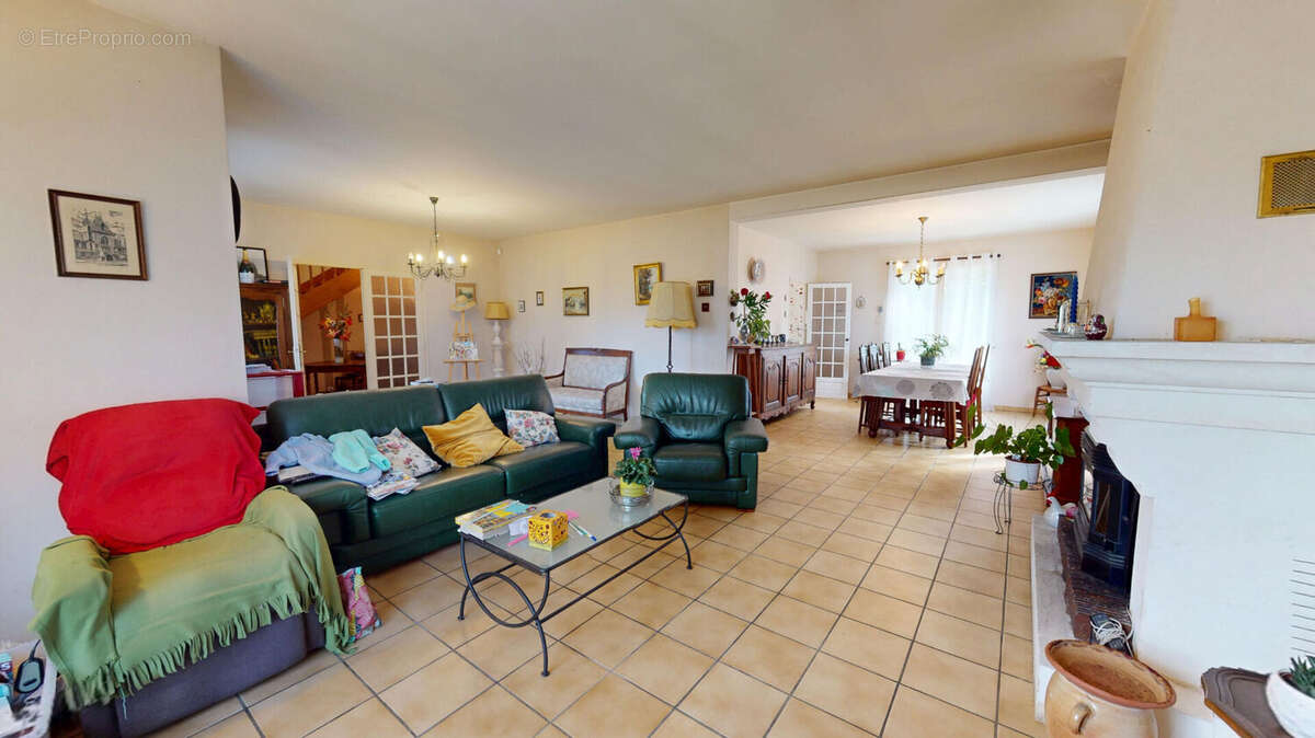 Maison à SAINT-GERMAIN-DU-PUY