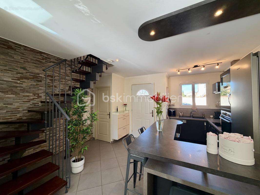 Maison à SALON-DE-PROVENCE