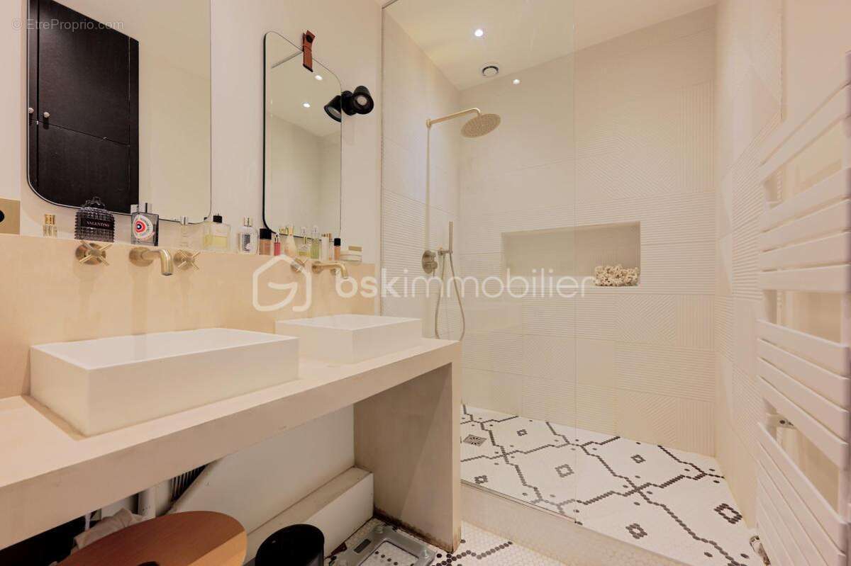Appartement à PARIS-6E