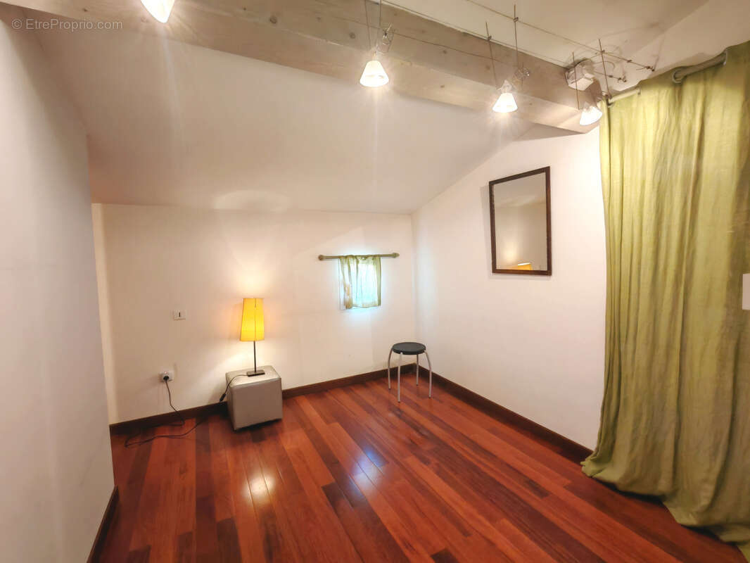 Maison à SAINT-MARTIN-DU-VAR