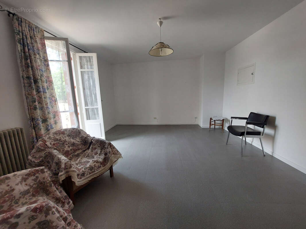 Maison à BAGAT-EN-QUERCY