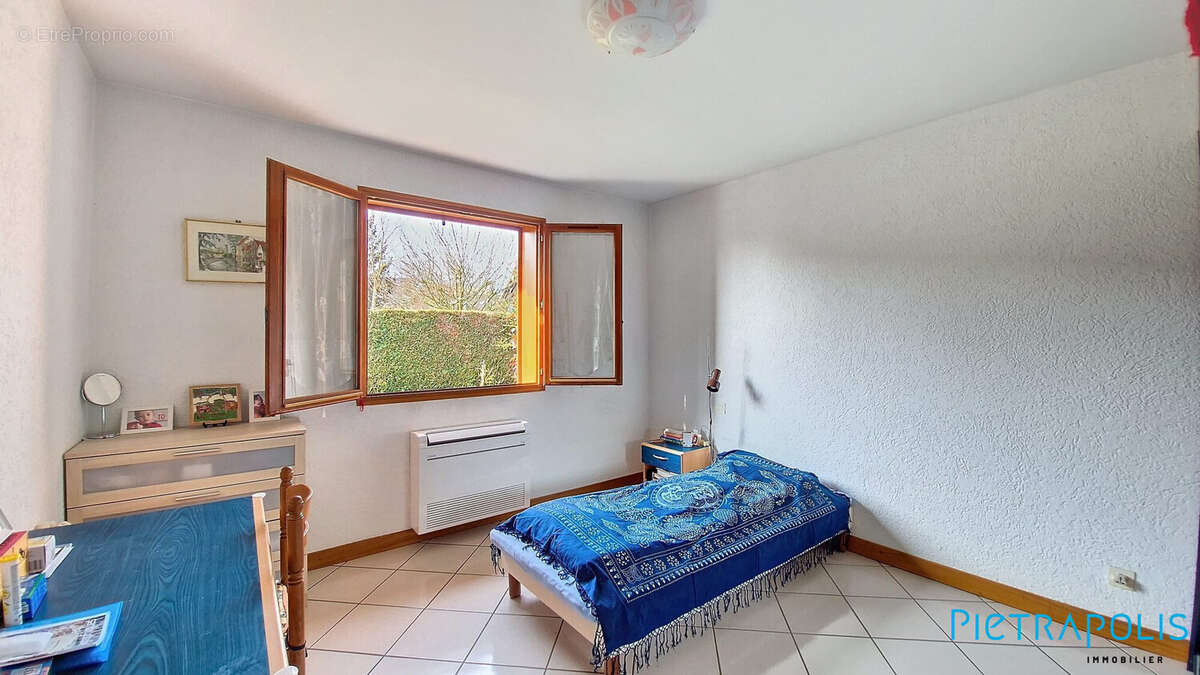 Maison 162 m² à Ornex  - photo 9
