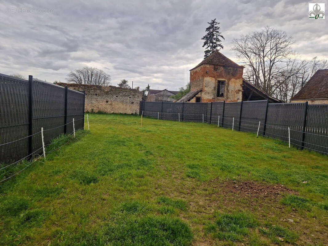 Maison à DEMIGNY