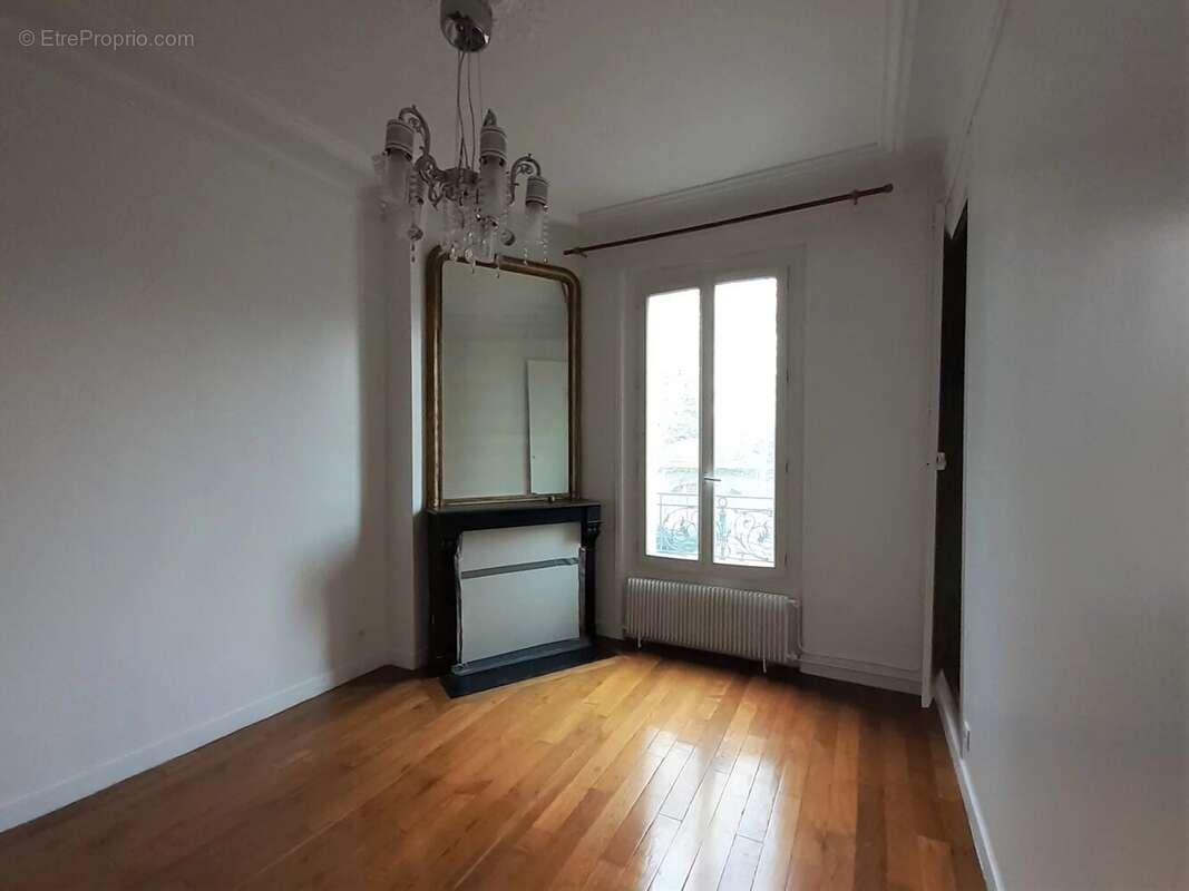 Appartement à HOUILLES