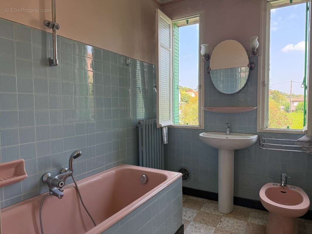 Maison à vendre 6 pièces, 590m² de terrain ALES (30) - photo 17